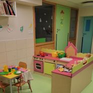 Espace symbolique-Exterieur-micro-creche-matour.jpg